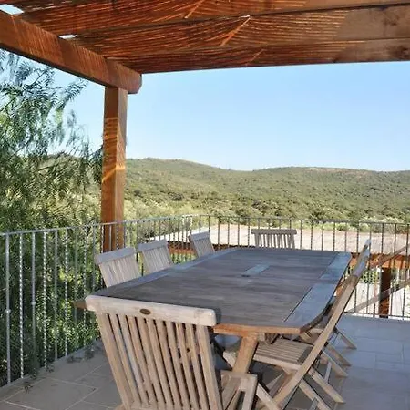 8 Personnes, Piscine Chauffee * Bonifacio (Corsica)