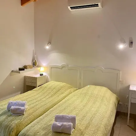 8 Personnes, Piscine Chauffee Bonifacio (Corsica)